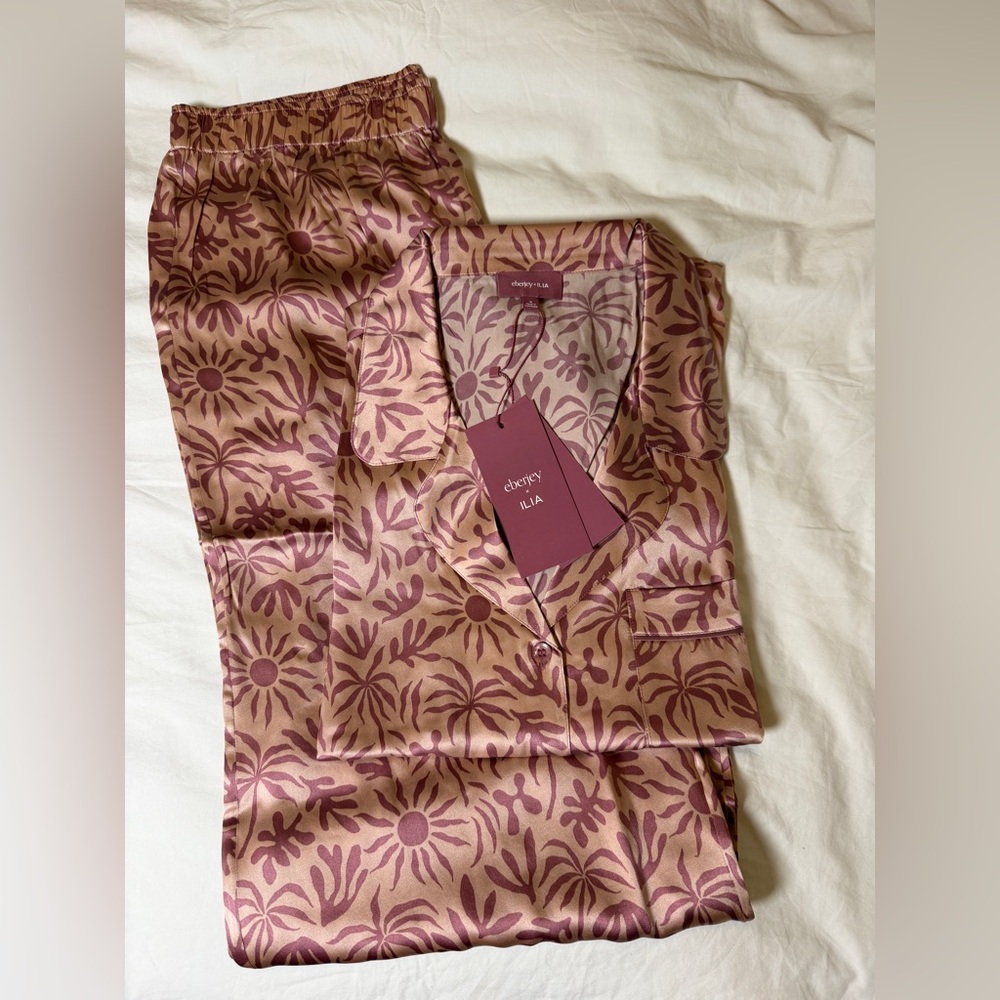 Ebejey x Ilia Silk Pajamas Set size M NWT